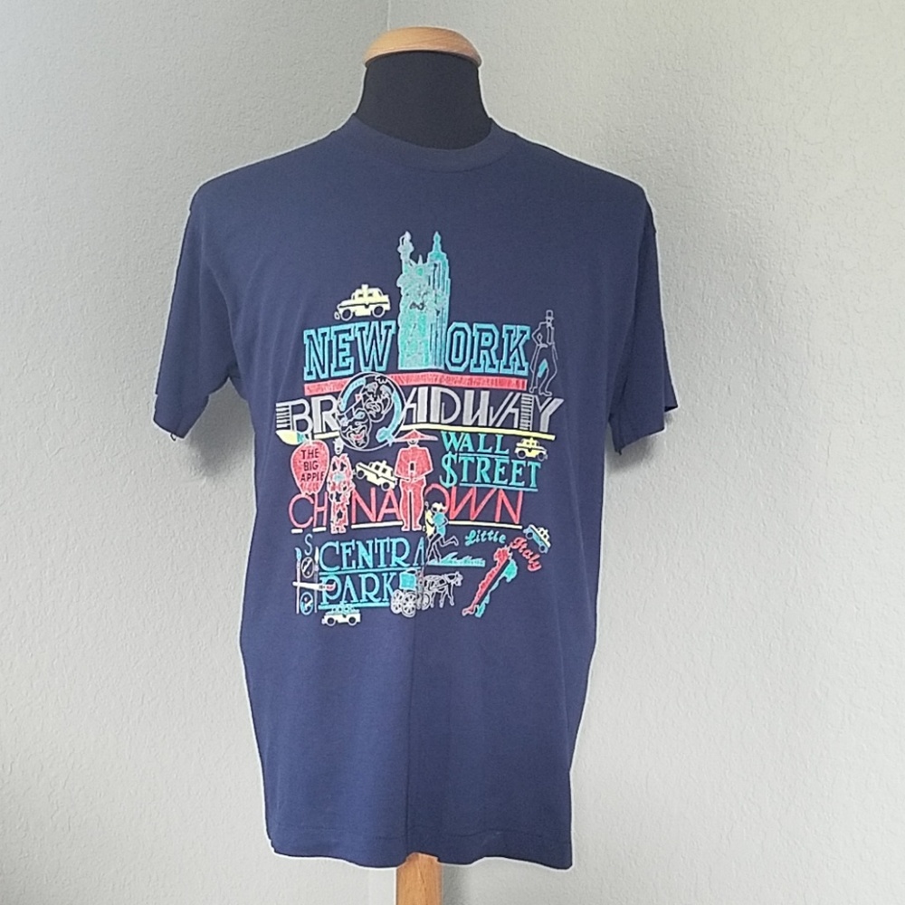 Vintage 80s New York City Tourist Souvenir T-Shirt
